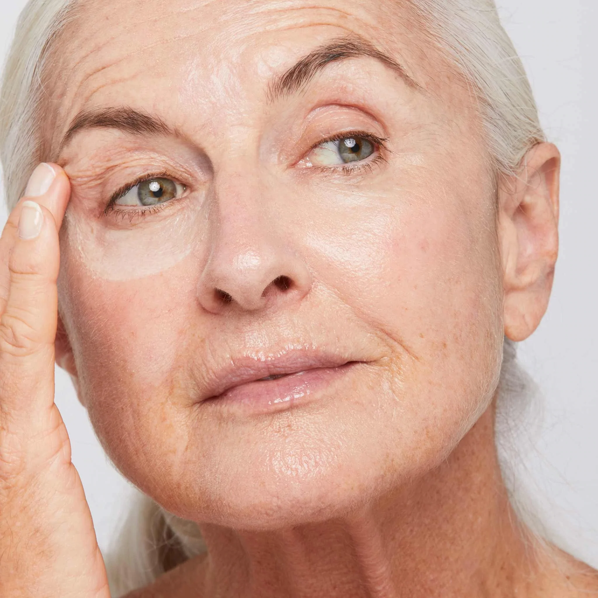 age reversal eye complex - Image 4