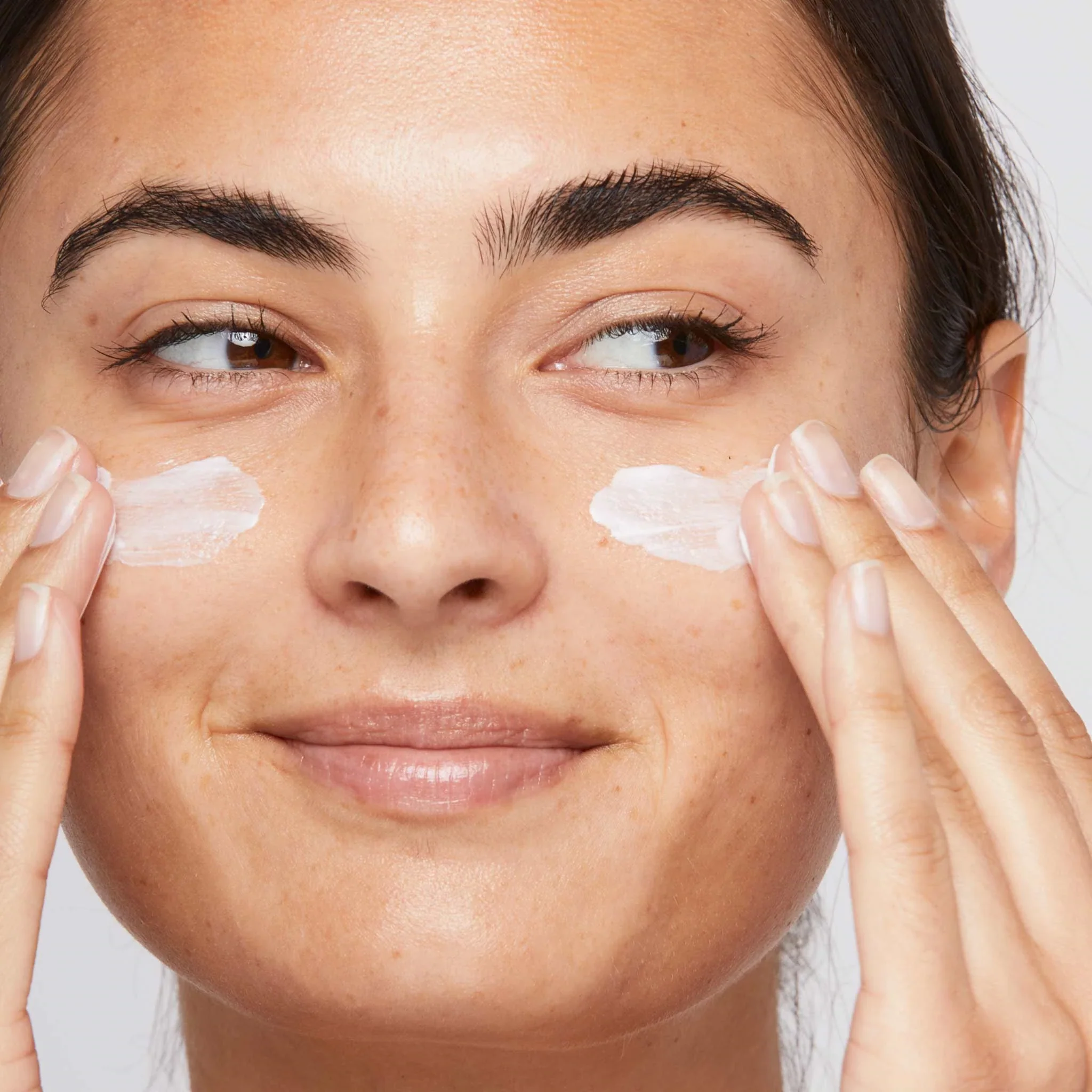 dynamic skin recovery spf 50 moisturizer jumbo - Image 3